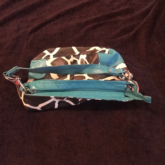 Purse - Picture 2 of 4